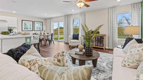 Tiny photo for 11210 Cabretta Cove, Fort Wayne, IN 46835 (MLS # 202628845)