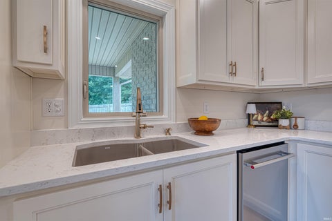 Tiny photo for 6755 Old Stonehouse Drive, Newburgh, IN 47630 (MLS # 202629692)