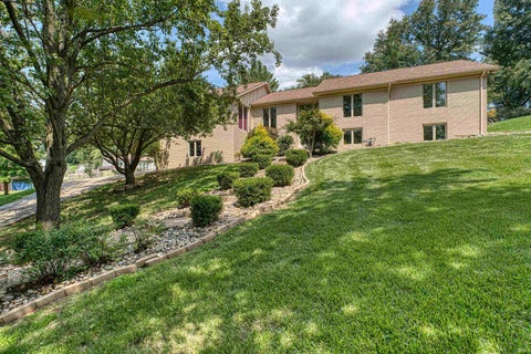 Tiny photo for 6755 Old Stonehouse Drive, Newburgh, IN 47630 (MLS # 202629692)