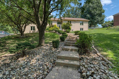 Tiny photo for 6755 Old Stonehouse Drive, Newburgh, IN 47630 (MLS # 202629692)