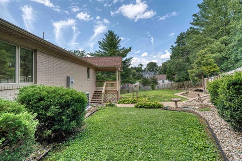 Tiny photo for 6755 Old Stonehouse Drive, Newburgh, IN 47630 (MLS # 202629692)