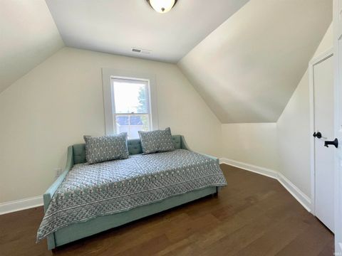 Tiny photo for 2101 W Indiana Street, Evansville, IN 47712 (MLS # 202537820)