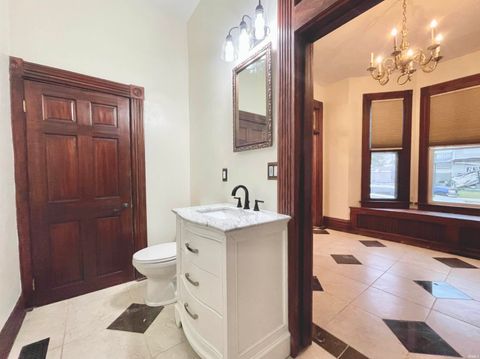 Tiny photo for 2101 W Indiana Street, Evansville, IN 47712 (MLS # 202537820)