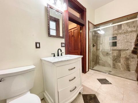 Tiny photo for 2101 W Indiana Street, Evansville, IN 47712 (MLS # 202537820)