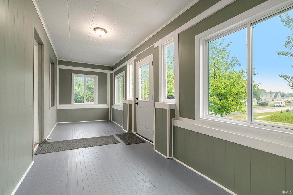 Photo of 1701 Nash Street, South Bend, IN 46613 (MLS # 202537314)
