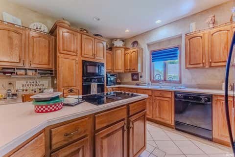 Tiny photo for 38 Studio Drive, Wabash, IN 46992 (MLS # 202624702)