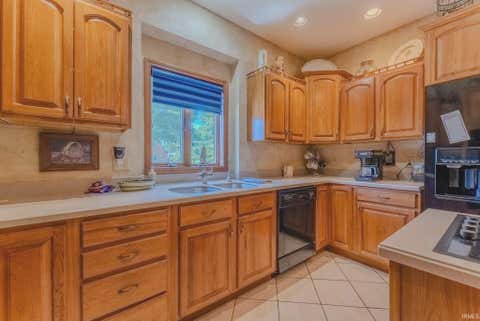 Tiny photo for 38 Studio Drive, Wabash, IN 46992 (MLS # 202624702)