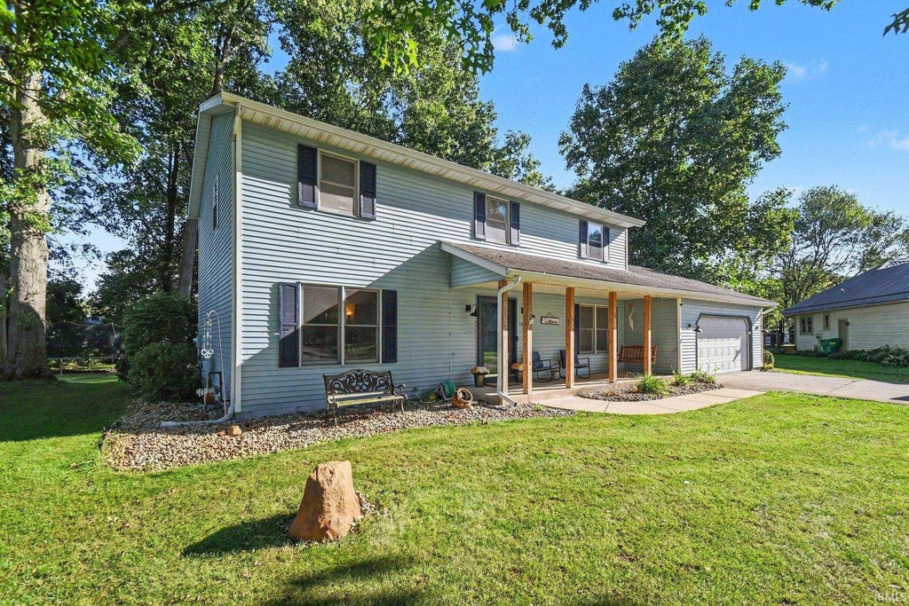 Photo of 30031 N Cobus Drive, Elkhart, IN 46514 (MLS # 202639492)