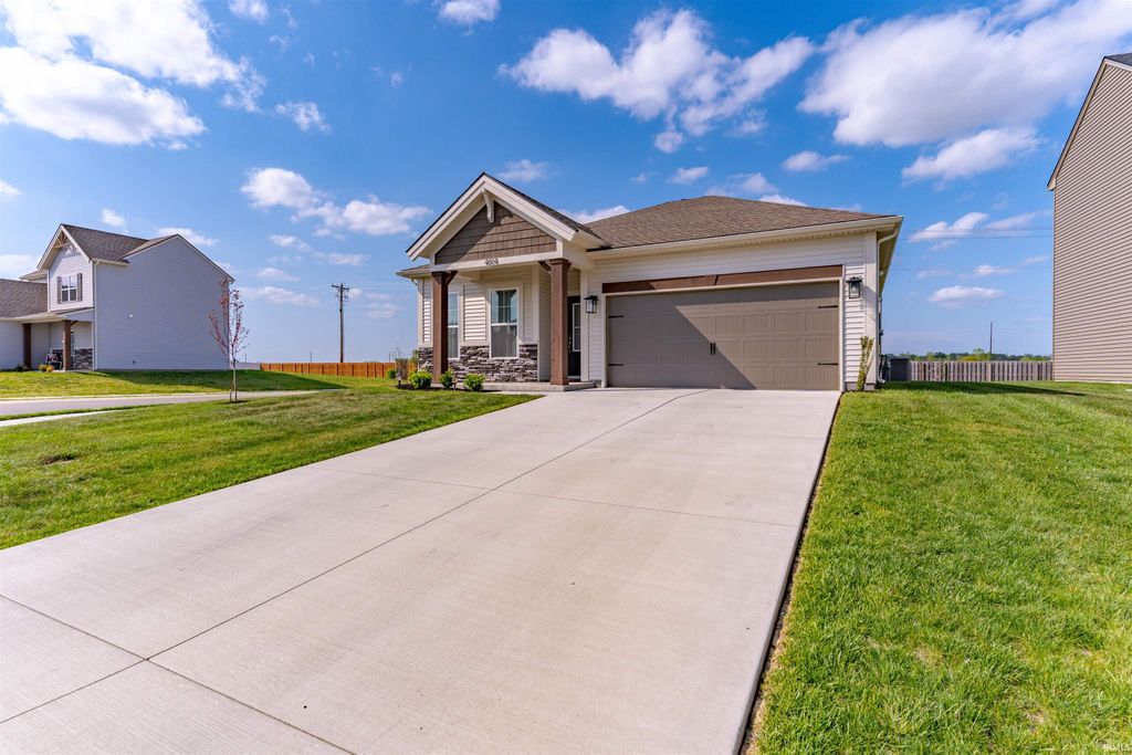 Photo of 4814 Alaina Drive, Newburgh, IN 47630 (MLS # 202613335)