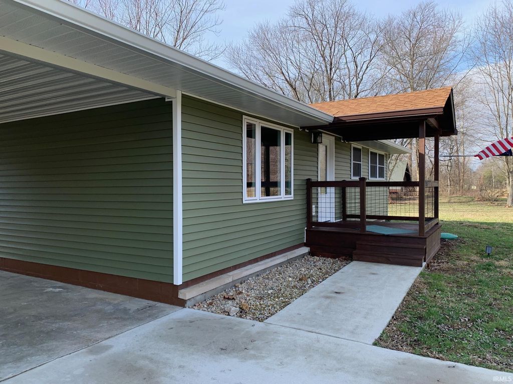 Photo of 5058 E State Road, Bloomfield, IN 47424 (MLS # 202600953)