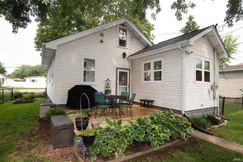 Tiny photo for 1201 S 18th Street, Lafayette, IN 47905 (MLS # 202633022)