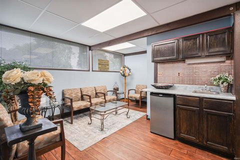 Tiny photo for 400 N BROADWAY Street, Peru, IN 46970 (MLS # 202618890)