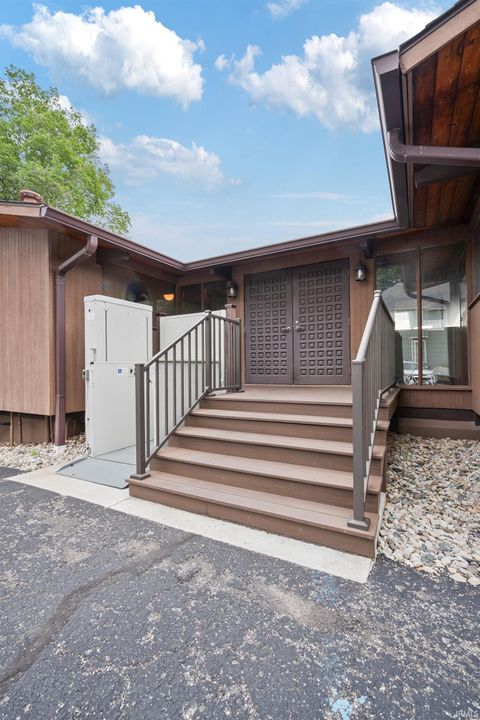 Tiny photo for 400 N BROADWAY Street, Peru, IN 46970 (MLS # 202618890)