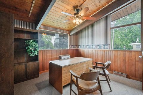 Tiny photo for 400 N BROADWAY Street, Peru, IN 46970 (MLS # 202618890)