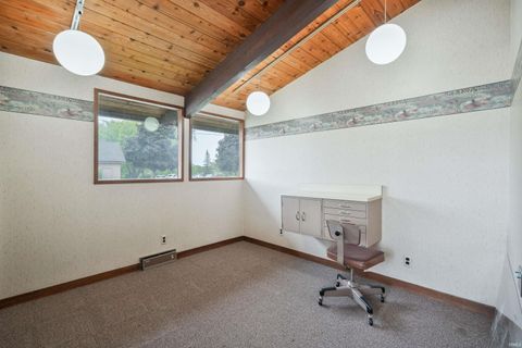 Tiny photo for 400 N BROADWAY Street, Peru, IN 46970 (MLS # 202618890)
