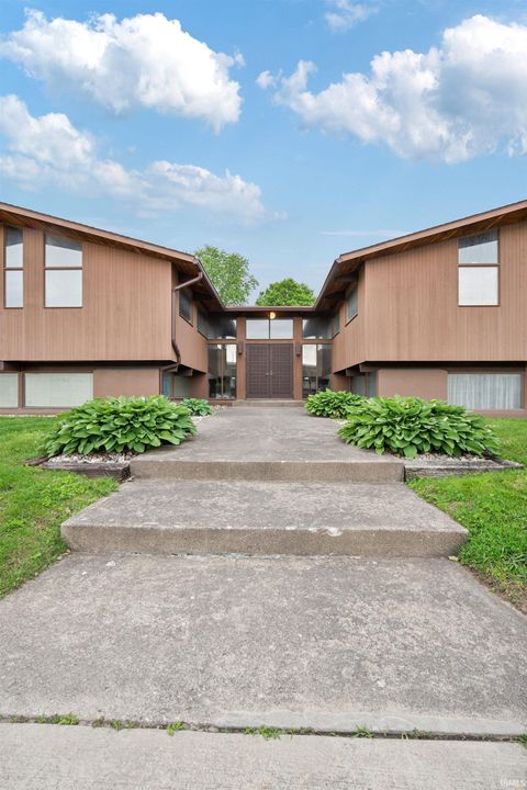 Tiny photo for 400 N BROADWAY Street, Peru, IN 46970 (MLS # 202618890)