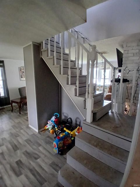 Tiny photo for 206 N Chicago Street, Royal Center, IN 46978 (MLS # 202529469)