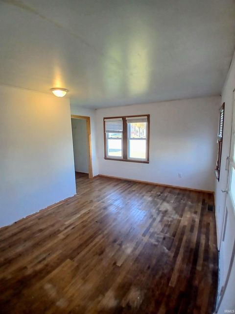 Tiny photo for 206 N Chicago Street, Royal Center, IN 46978 (MLS # 202529469)
