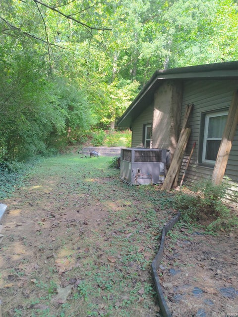 Tiny photo for 507 N US 231 Highway, Spencer, IN 47460 (MLS # 202638251)