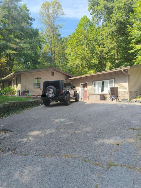 Tiny photo for 507 N US 231 Highway, Spencer, IN 47460 (MLS # 202638251)