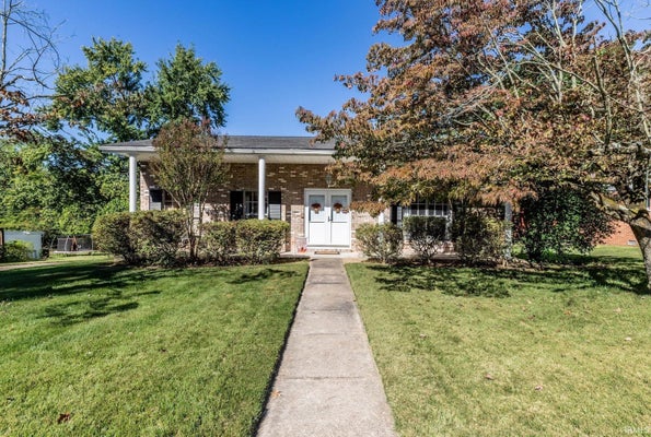 3604 DEBBIE LN, EVANSVILLE, IN 47711 - Image 83b3bc4eafb49cef6a8456d8b267295f/302219996