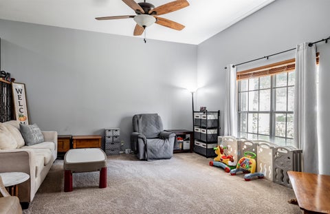 Tiny photo for 3604 Debbie Lane, Evansville, IN 47711 (MLS # 202641918)
