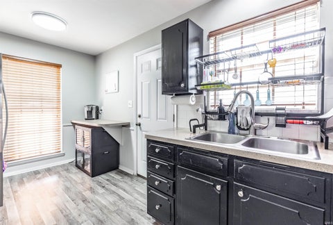 Tiny photo for 3604 Debbie Lane, Evansville, IN 47711 (MLS # 202641918)