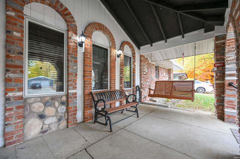 Tiny photo for 813 TOMAHAWK Boulevard, Kokomo, IN 46902 (MLS # 202544561)