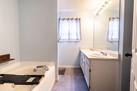 Tiny photo for 940 Shore Bend Boulevard, Kokomo, IN 46902 (MLS # 202615855)