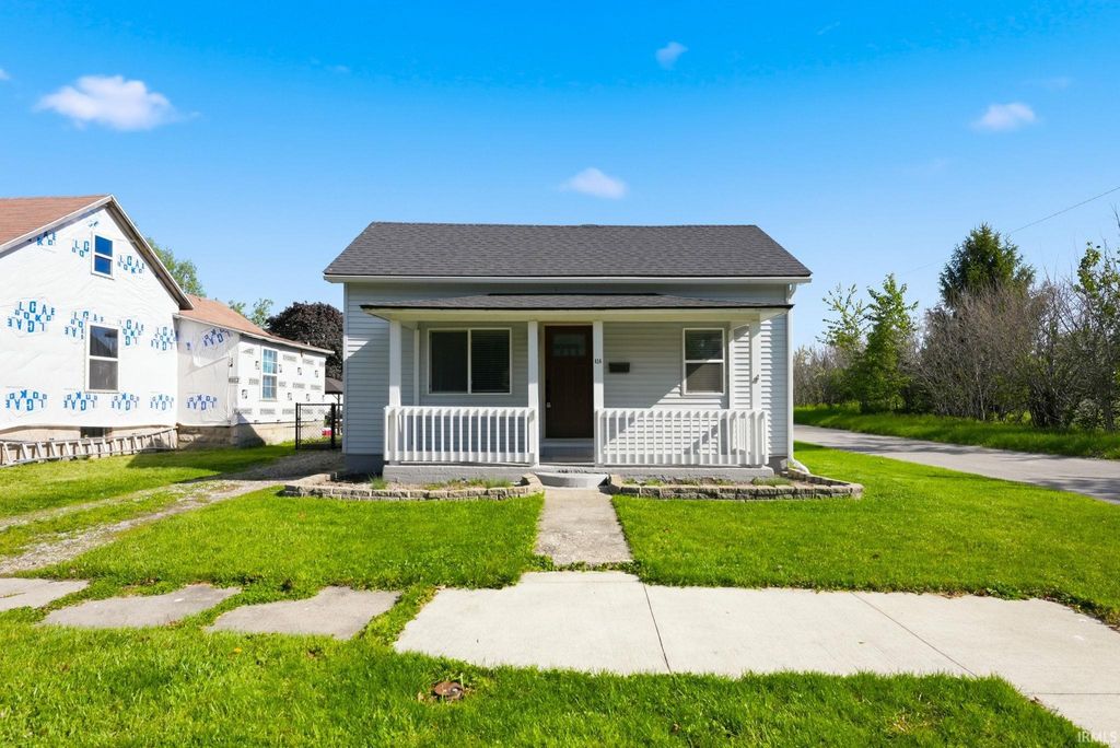 Photo of 414 E High Street, Garrett, IN 46738 (MLS # 202616661)