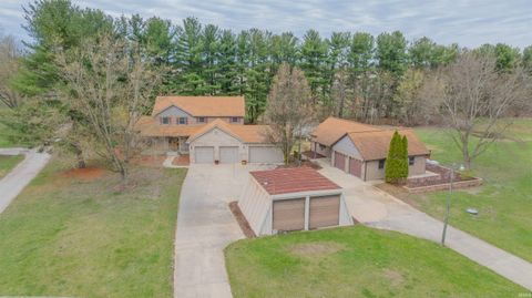8262 N Kiger Drive, Monticello, IN 47960 - #: 202511571