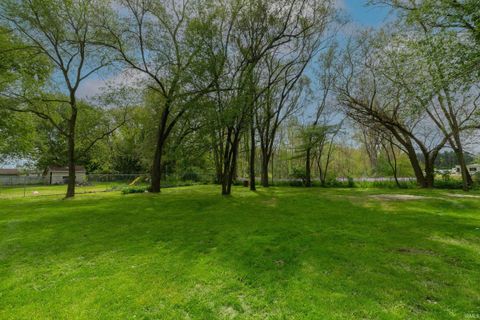 Tiny photo for 26080 County Road 4, Elkhart, IN 46514 (MLS # 202618704)