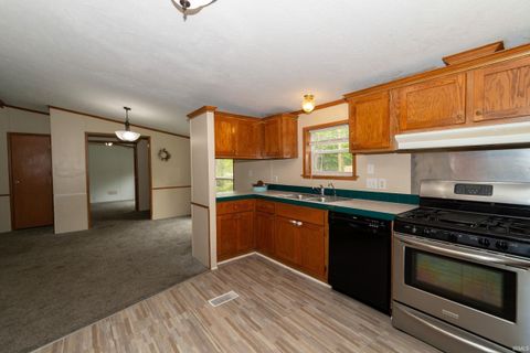 Tiny photo for 26080 County Road 4, Elkhart, IN 46514 (MLS # 202618704)