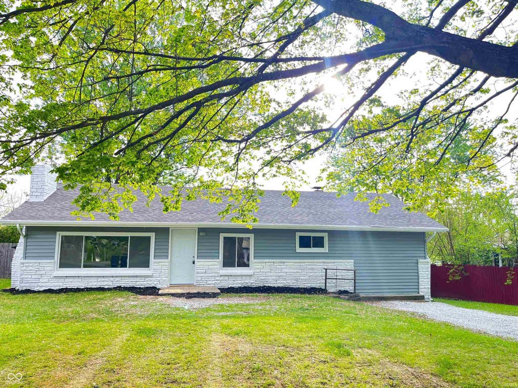 Photo of 1523 Northcrest Drive, Anderson, IN 46012 (MLS # 202622850)