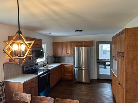 Tiny photo for 2137 W Broadway, Bunker Hill, IN 46914 (MLS # 202642402)