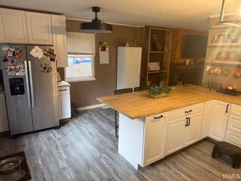 Tiny photo for 106 S Moore Street, Brookston, IN 47923 (MLS # 202636328)