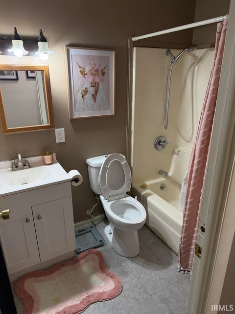 Tiny photo for 106 S Moore Street, Brookston, IN 47923 (MLS # 202636328)
