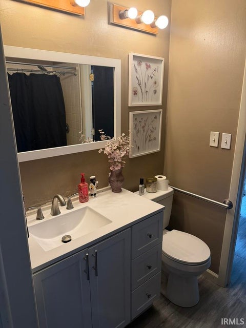 Tiny photo for 106 S Moore Street, Brookston, IN 47923 (MLS # 202636328)