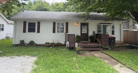 Photo of 106 S Moore Street, Brookston, IN 47923 (MLS # 202636328)