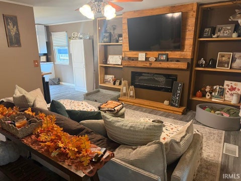 Tiny photo for 106 S Moore Street, Brookston, IN 47923 (MLS # 202636328)