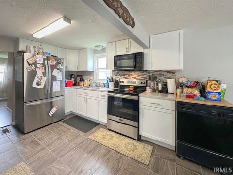 Tiny photo for 811 N PURDUM Street, Kokomo, IN 46901 (MLS # 202619087)