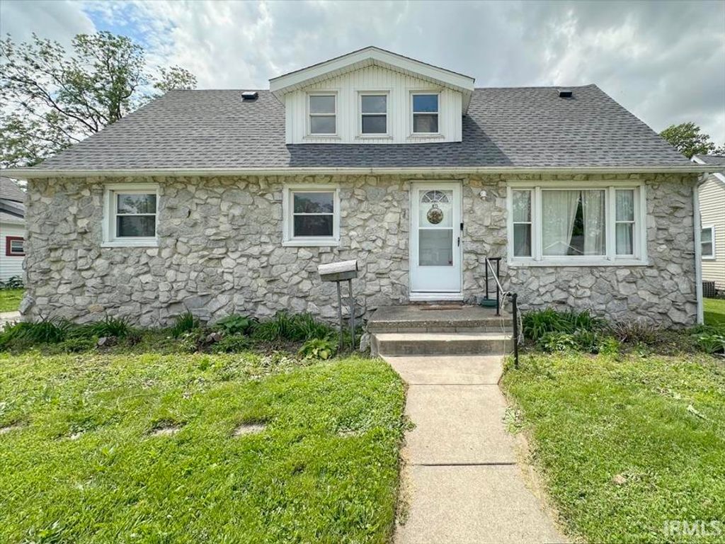 Photo of 811 N PURDUM Street, Kokomo, IN 46901 (MLS # 202619087)