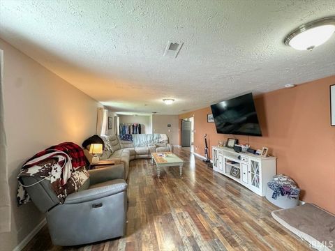 Tiny photo for 811 N PURDUM Street, Kokomo, IN 46901 (MLS # 202619087)