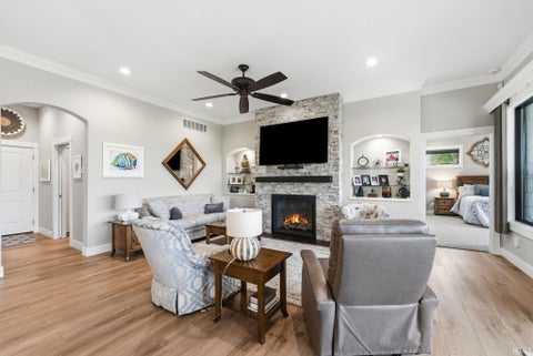 Tiny photo for 2835 E Prestwick Road, Winona Lake, IN 46590 (MLS # 202641273)