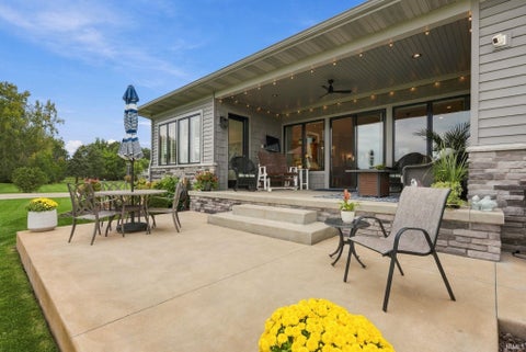 Tiny photo for 2835 E Prestwick Road, Winona Lake, IN 46590 (MLS # 202641273)