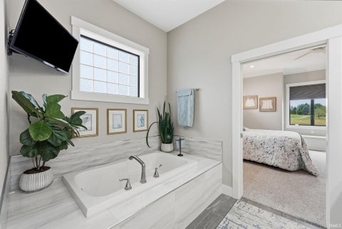 Tiny photo for 2835 E Prestwick Road, Winona Lake, IN 46590 (MLS # 202641273)