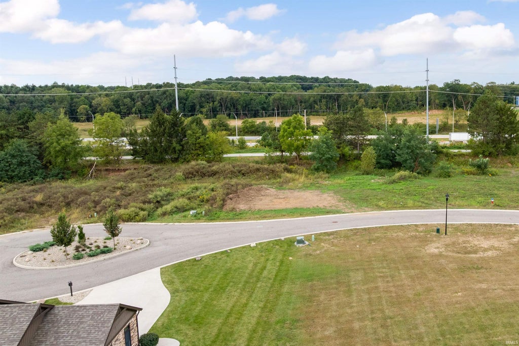 Photo of 3289 Blarney Drive #19, South Bend, IN 46628 (MLS # 202640695)