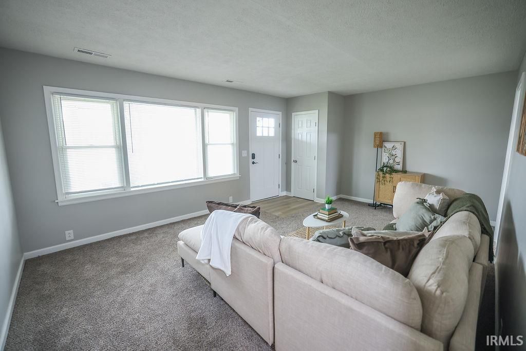 Photo of 805 W Broadway Street, Alexandria, IN 46001 (MLS # 202609307)