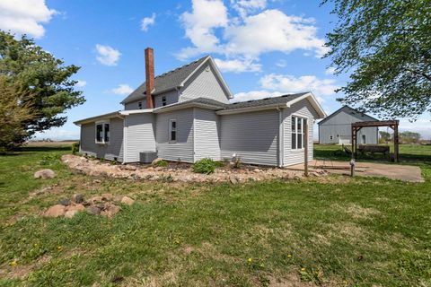 Tiny photo for 10095 W 600 N Road, Galveston, IN 46932 (MLS # 202614391)