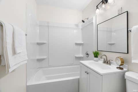 Tiny photo for 2421 Edgelea Drive, Lafayette, IN 47909 (MLS # 202634925)